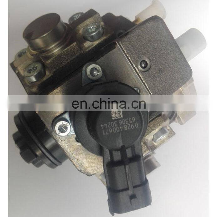 Caravan ZD30 engine parts diesel fuel injection pump 0445010136 / 16700MA70C / 16700MA70D