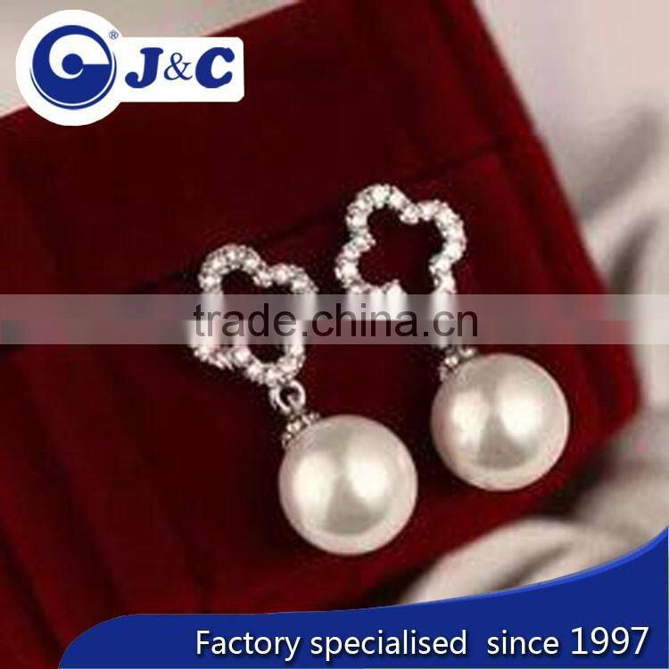fashion real nature white pearl earring,pearl eardrop,black ear nail,black ear nail