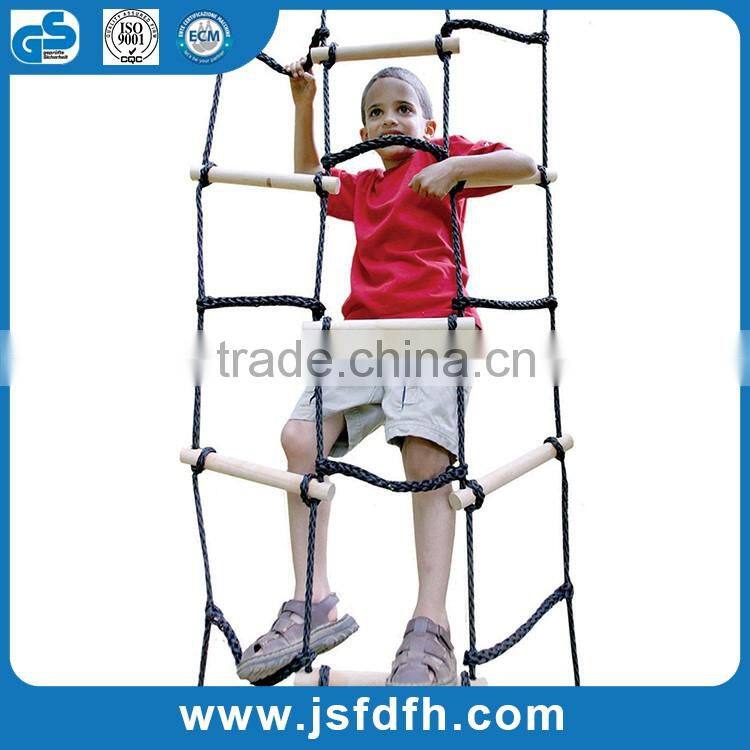 High quality standard children climbing net ladder with wooden rung