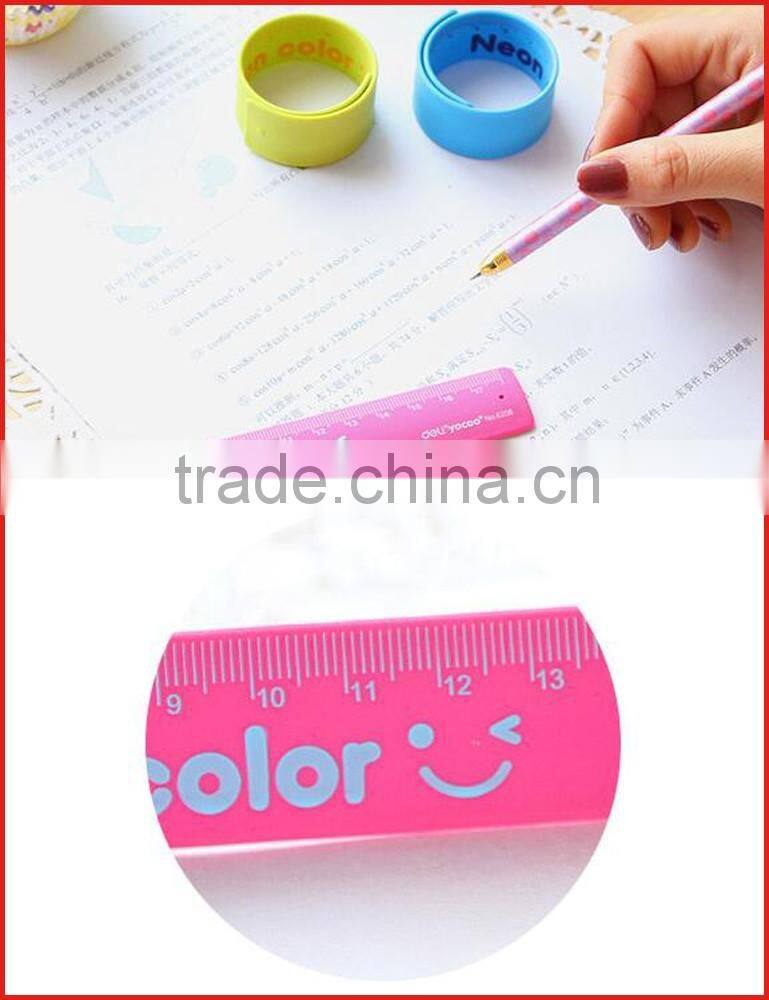 Fashion style and china regional feature led light silicone wristband