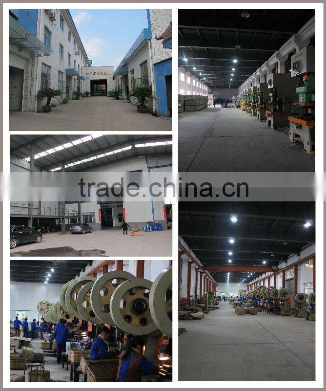 Plastic & iron utility knife