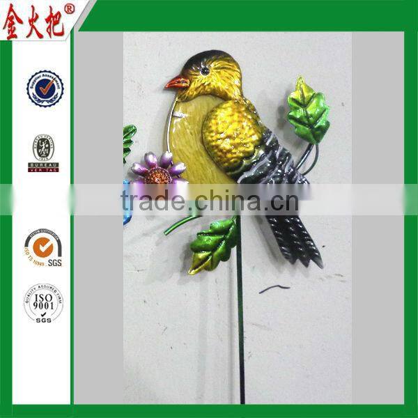 Hot Sell Delicate Multicolor metal birds garden stake