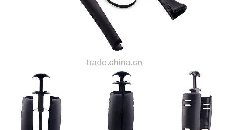 Handle plastic boot tree