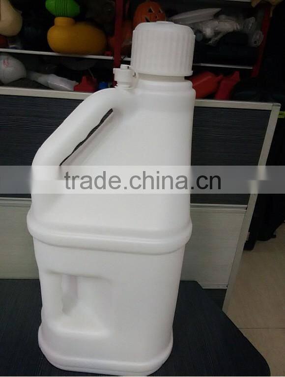 OEM Blow Molding new design oil bucket jerry can oil drum Plastic Jug Milk white for sale
