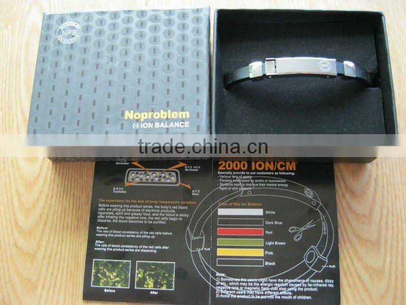 Silicone bracelets with metal buckle inside two magnets
