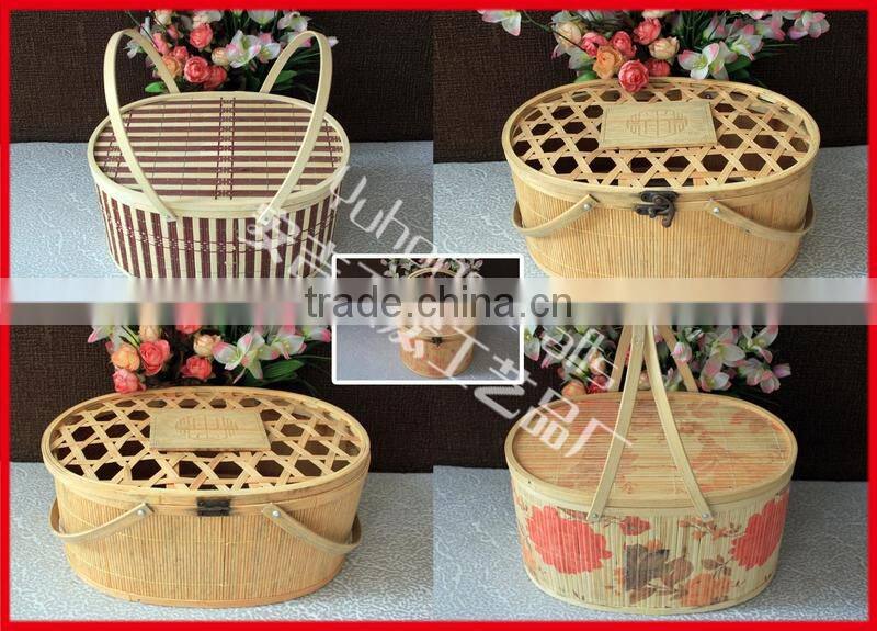 Strong bamboo storage basket with handle