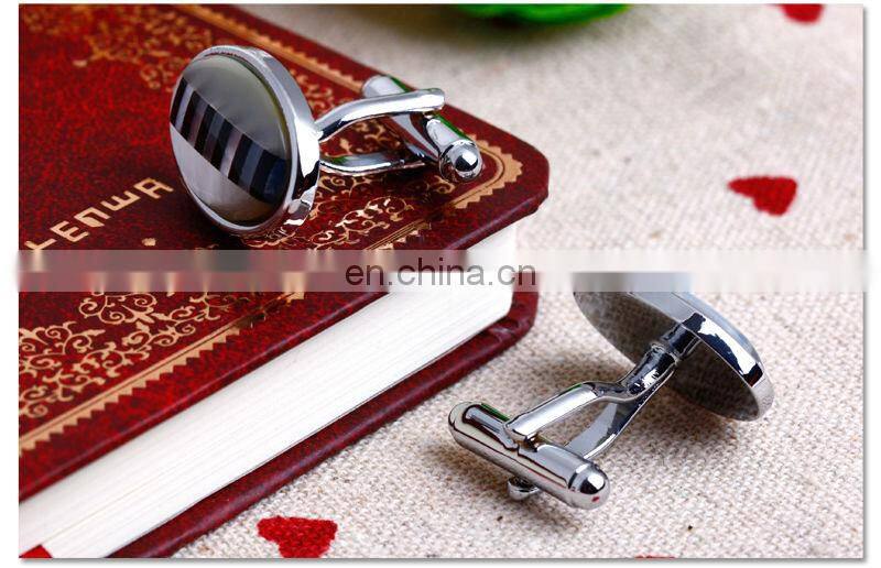 Fashion Design Shell Cufflink For Men