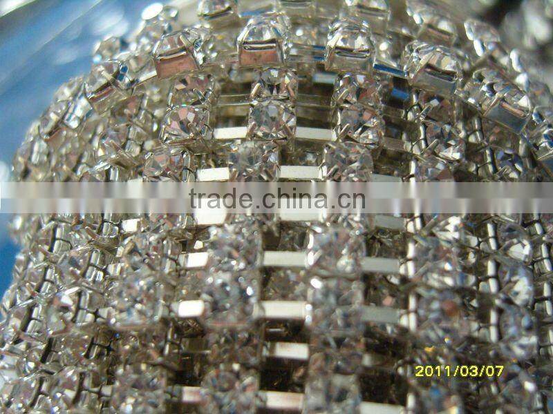 china grade A cup chain Trimming stones factory; cup chain stone Trimming supplier;Trimming cup chain stones
