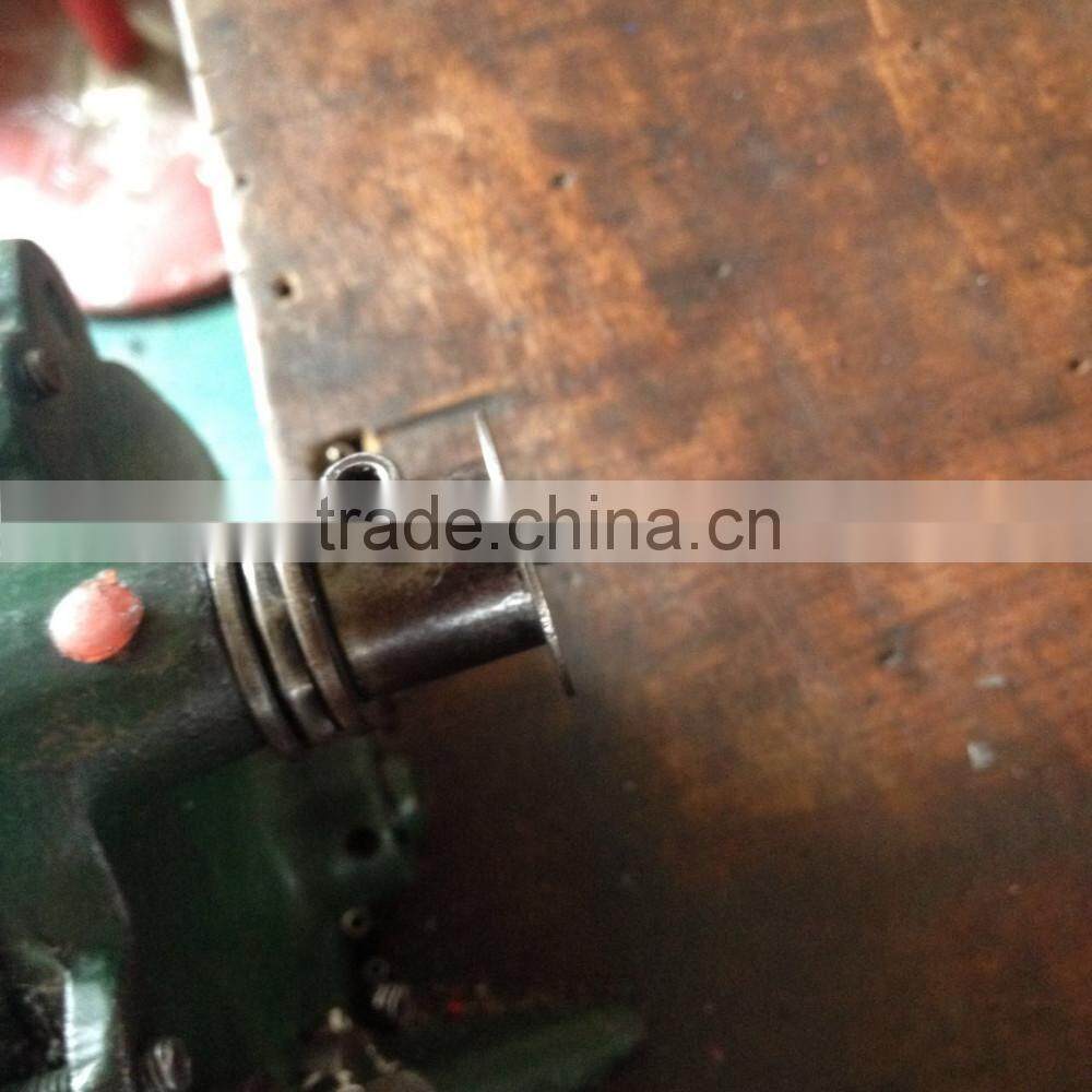 BADGE REEL - RETRACTABLE RECOIL YOYO SKI PASS ID CARD HOLDER KEY CHAIN CARABINER