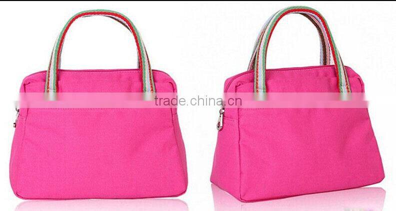 Fashion monochromatic ladies handbag