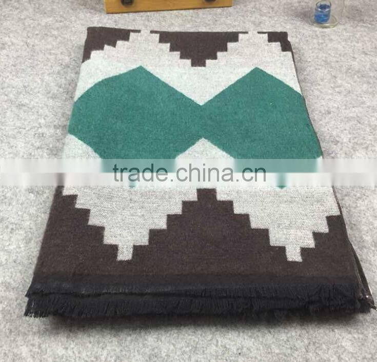 Wholesale New Winter Warm Fashion Plaid Pashmina Woman Acrylic Shawl