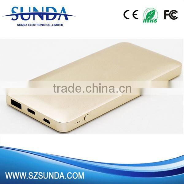Alibaba supplier wholesales ultra slim power bank 10000mah type c charger