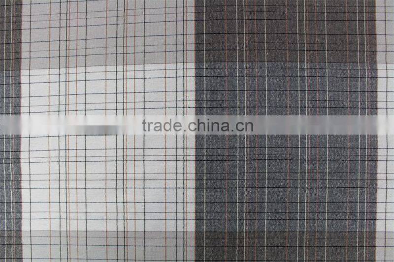 100% Polyester home use fashion check cheap table cloth