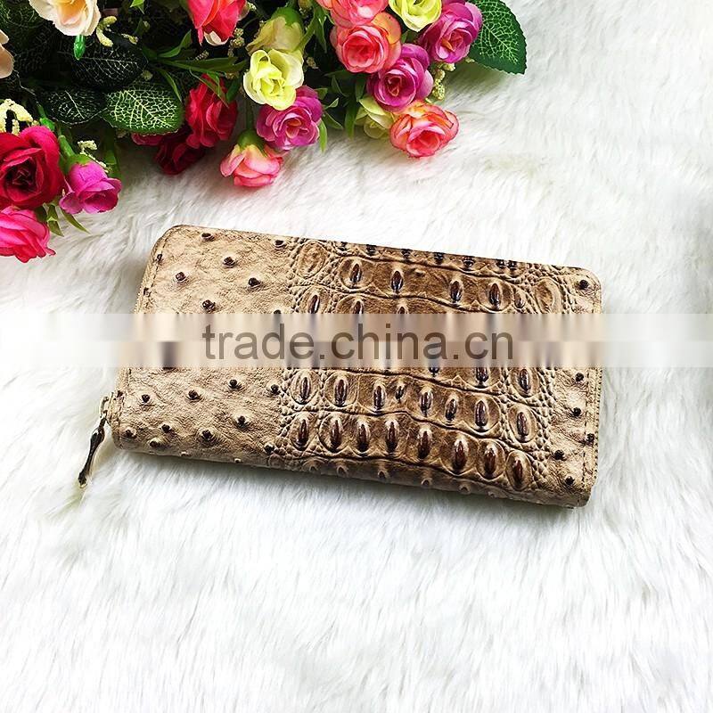 High Quality Brown Wrinkle PU Leather Rivets Decoration Long Wallet For Women With Zipper