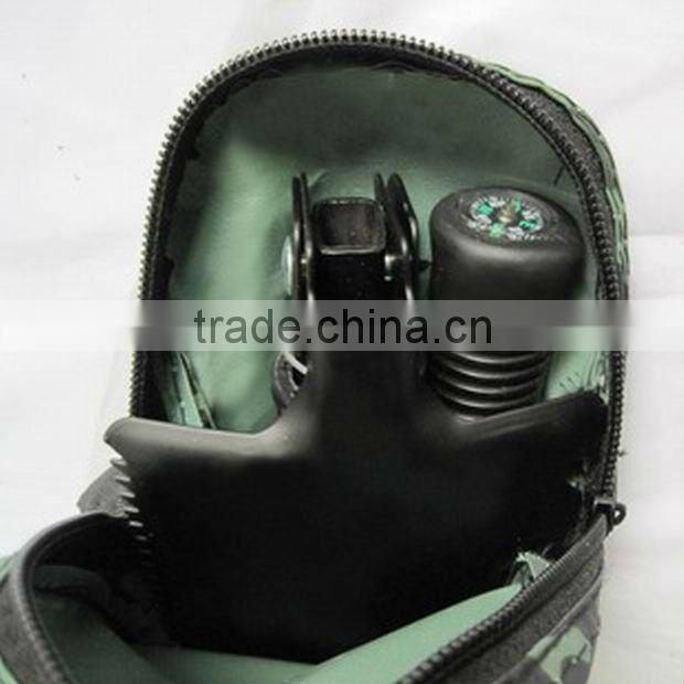 Small engineers shovel