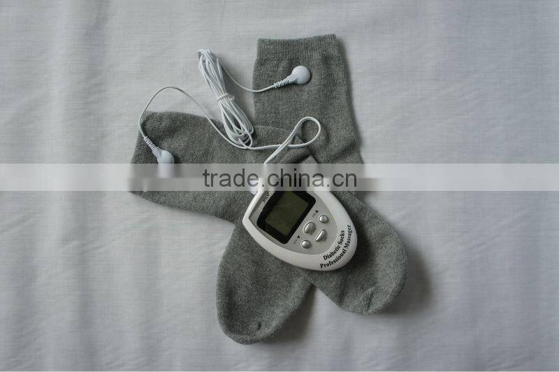 Conductive stimulation gloves