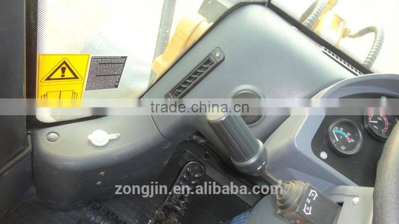 Wolf 4.0 Ton loader bucket with quick hitch 2.4 cbm bucket and 20.5-25 tire