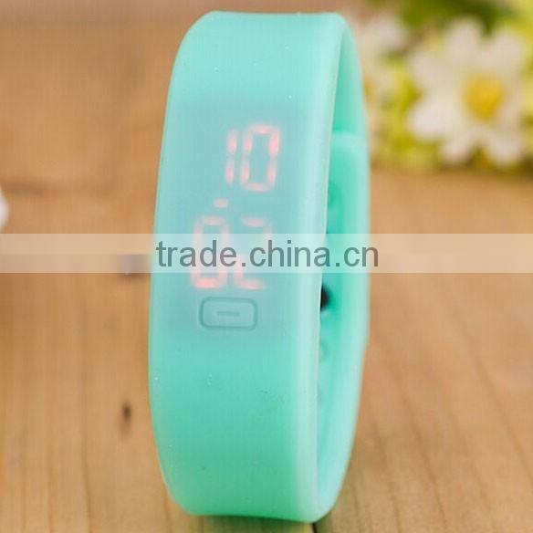New Arrival womans bracelet watch, Creative womans bracelet watch led watch