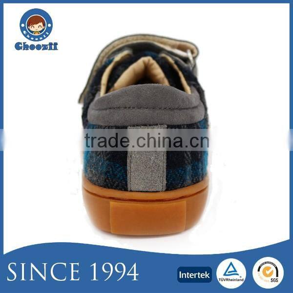 2016 China Wholesale Cheap Kids Adjustable Casual Shoes with Star Design