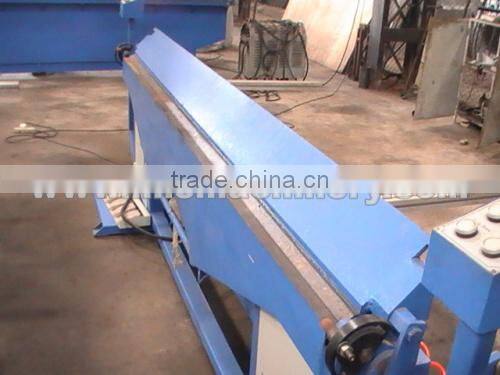 Pneumatic metal crimping machine folder