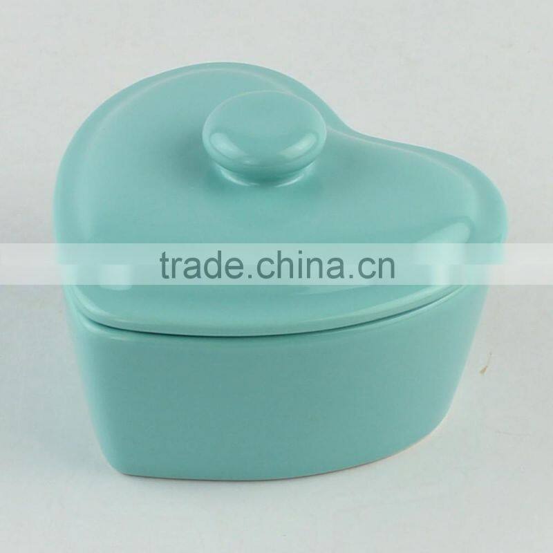 set of three heart shape stoneware mini casserole