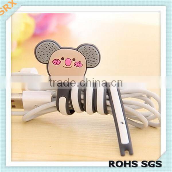 Hot sale OEM smile bear cute shape earphone cable winder