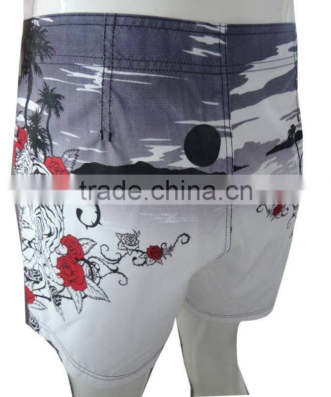 Good quality beach short for men with printing