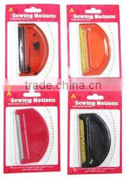 best price portable sweater comb as a promotional gift for clothes