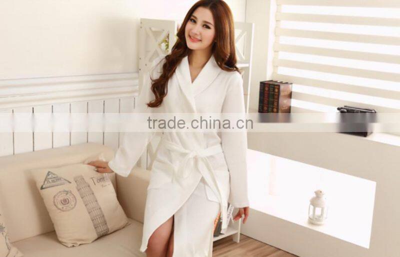 Chinese supplier 100% Cotton Super Soft White waffle heated Bathrobe for Hotel or Spa