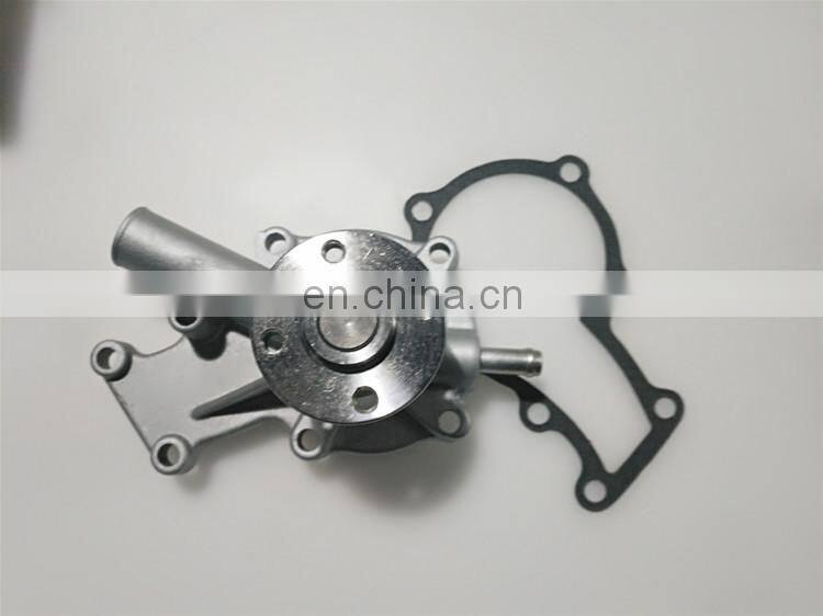 19983-73030 1E051-73030 1E051-73034 NEW WATER PUMP FOR D722 D902 Engine