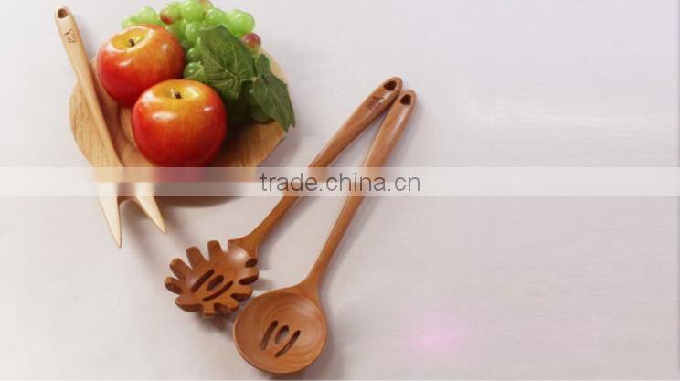 Useful 4-piece Wood Spatula with Silicone Handle Wood Kitchen Utensils Set