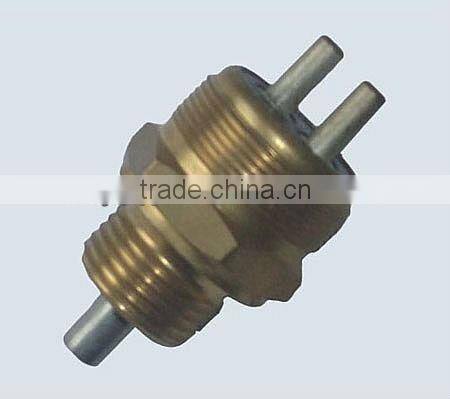 Reversing light switch