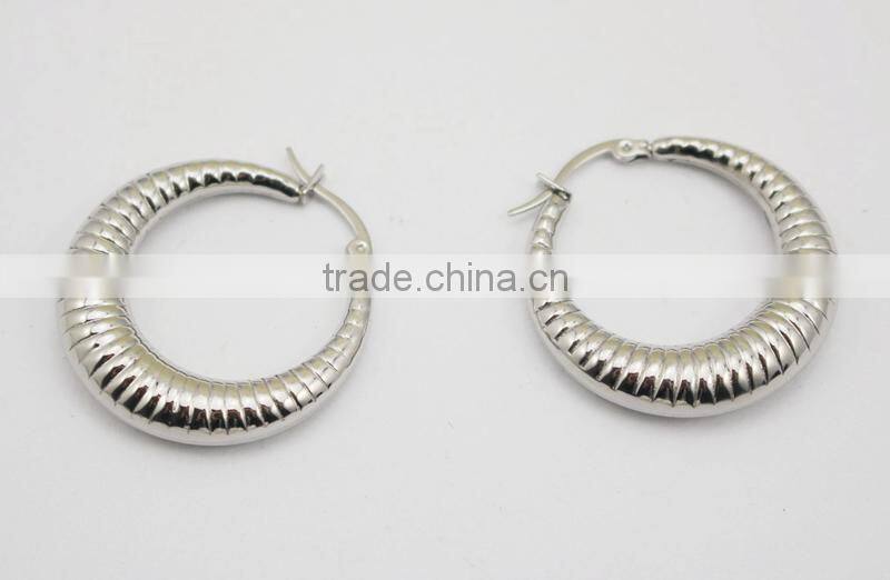 2016 New Summer Style Female Popular Europe Hot sale Fashion New Women's/Girl's Earrings hoop Jewelry one pair Bijoux Brinco