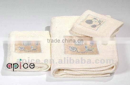 three pieces cotton hotel towel