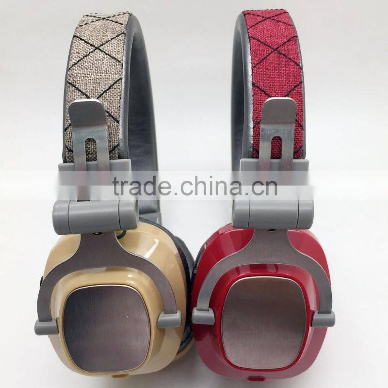 Portable cheap handfree bluetooth sport earphone