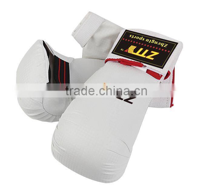 Kids wkf equipment cheap custom karate gloves