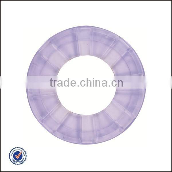 Swimming Pool Cleaner With Flapper Design