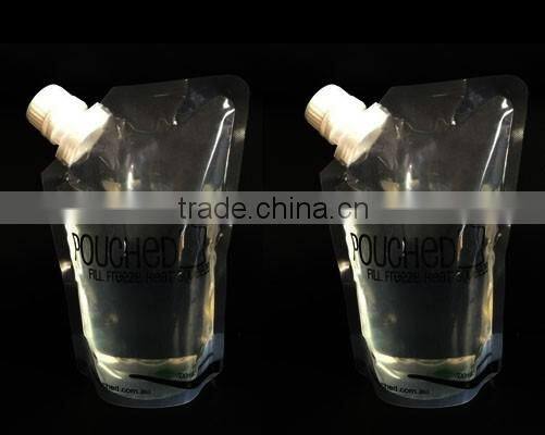 Automatic Stand up pouch with spout filling and capping machine/4 nozzle packing machine