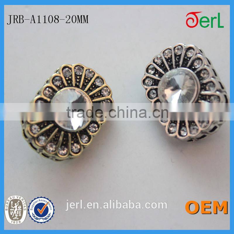 Wholesale bulk metal crystal rhinestone fashion button rhinestone button for wedding