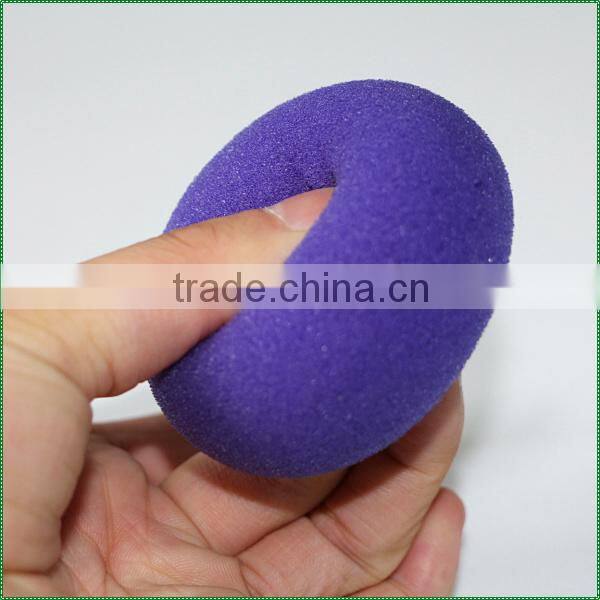 Recyclable packaging foam sponge stainless steel ball with hole