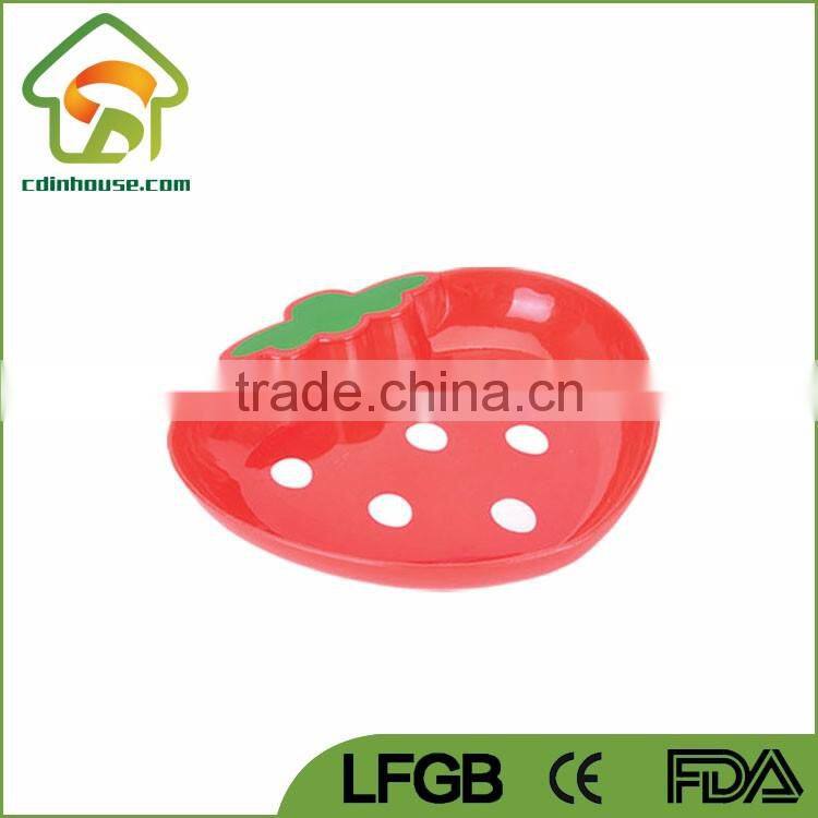Eco-friendly Strawberry Shaped Plastic Kids Plate