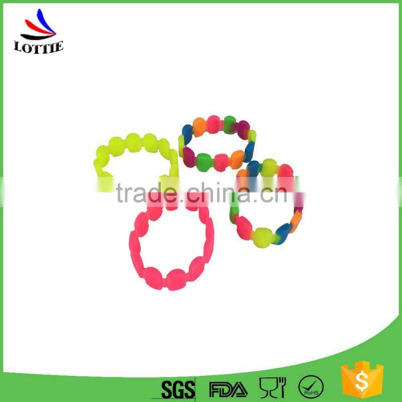 China Manufacturers Beautiful polychrome silicone Bracelet silicone gift personalized bracelet