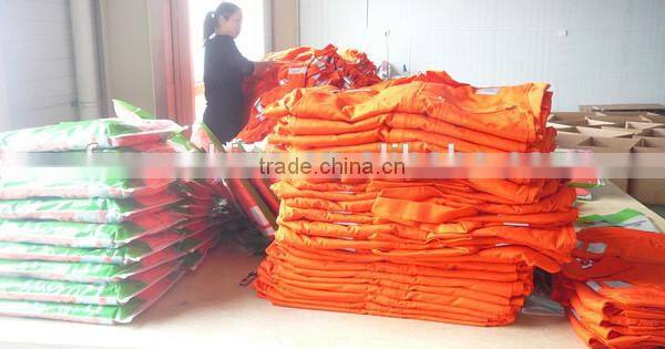 2016 Water Repellent FR nonwoven coverall for men