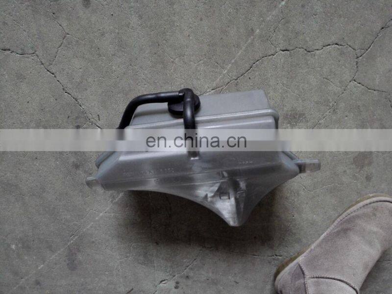 Car body parts want tank water pot for M3 M6 Axela CX-5 2014 2015 2016