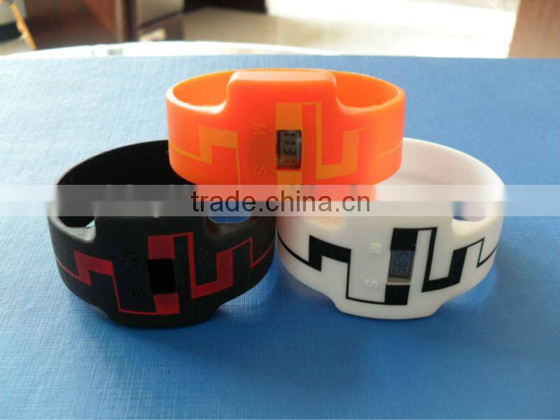 2014 newest fashion custom silicone watches