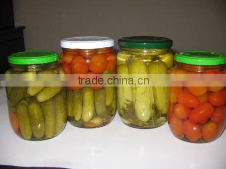 Pickled Cucumber & Tomato together in glass jar for export