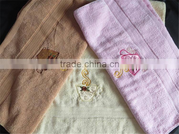china factory supply solid color luxury embroidery towel set