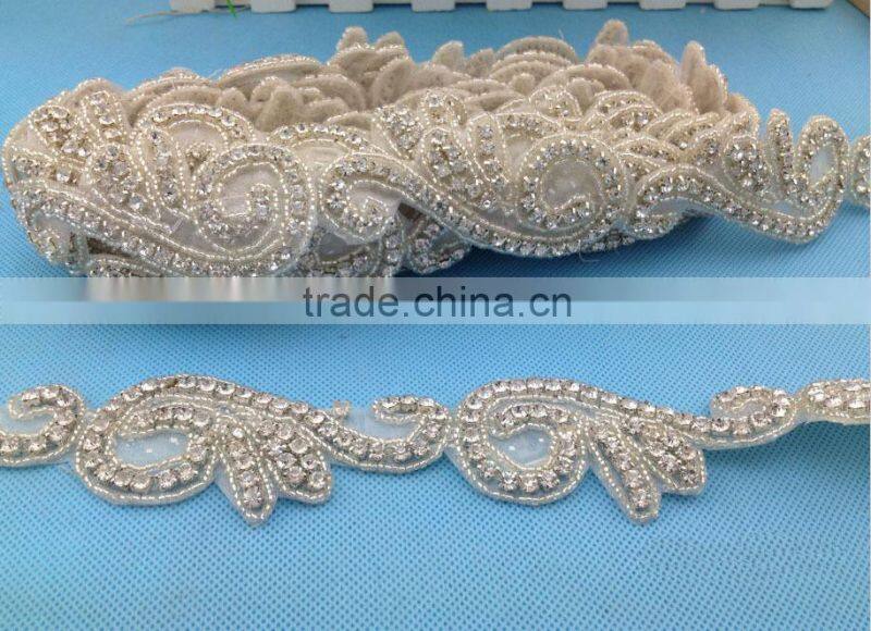 Bridal beaded rhinestone appliques to sew for wedding dresses and iron on rhinestones appliques wholesale