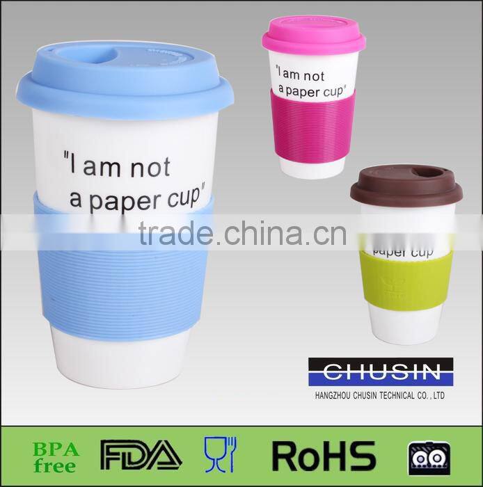 Double wall BPA free ceramic coffee cup with colorful silicone sleeve and lid