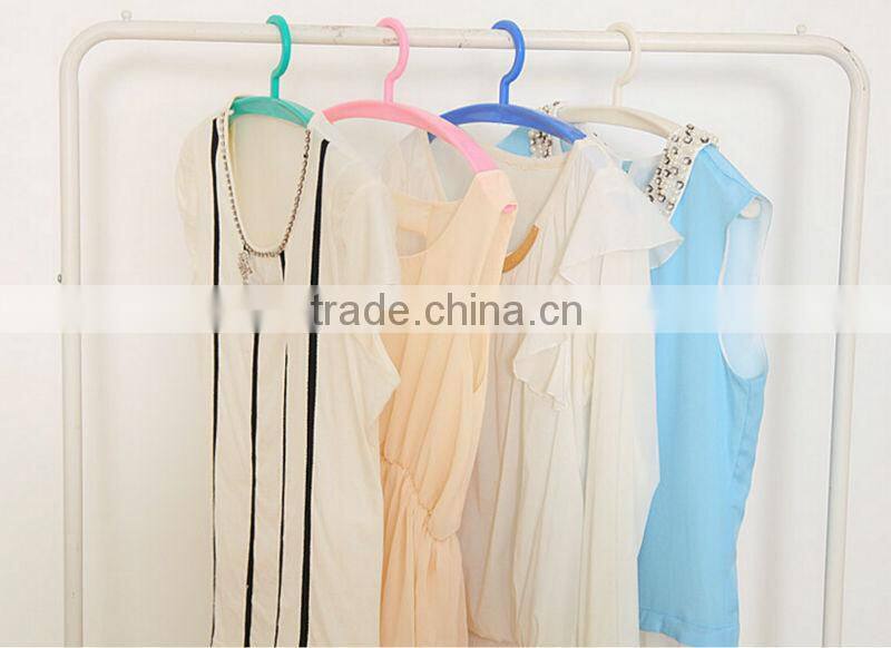 Plastic Halfmoon Curved Non-slip Coat hanger,Hanging Hook
